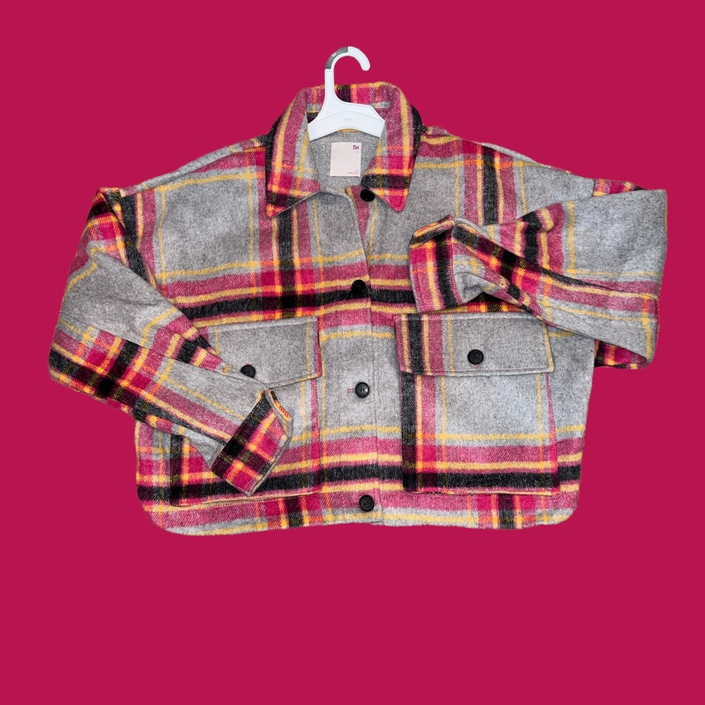 NEW Juniors (M) Cropped Shacket